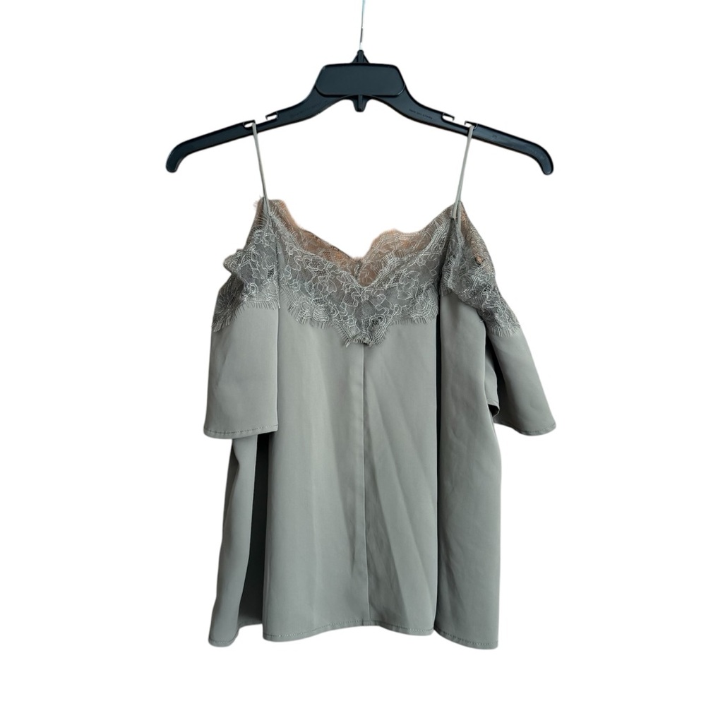Elegant Lace Trim  Top‎